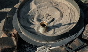 Прочные полимерпесчаные люки для канализационных колодцев